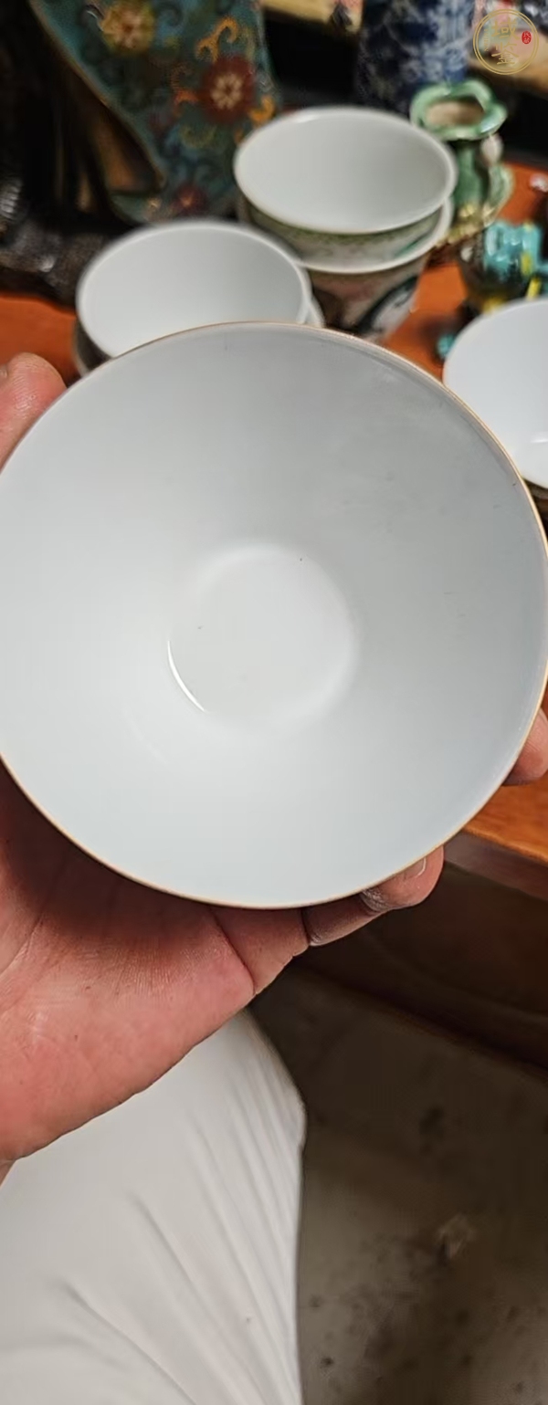 古玩陶瓷花鳥紋廣彩杯真品鑒賞圖