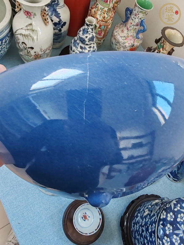 古玩陶瓷祭蘭釉三足爐真品鑒賞圖