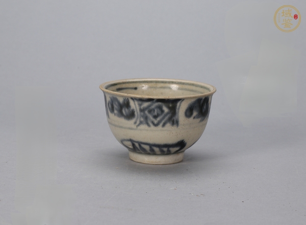 古玩陶瓷青花杯真品鑒賞圖