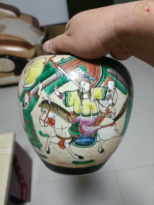 古玩陶瓷哥釉五彩罐真品鑒賞圖