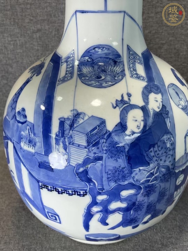 古玩陶瓷人物紋青花天球瓶真品鑒賞圖