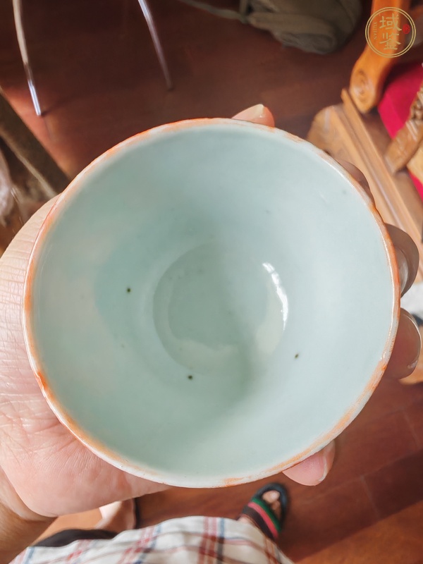 古玩陶瓷珊瑚紅釉杯真品鑒賞圖