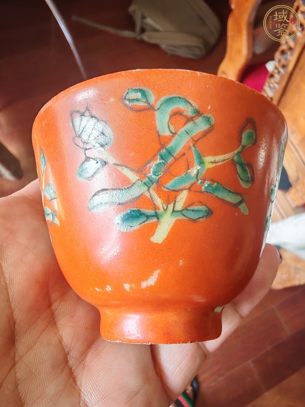 古玩陶瓷珊瑚紅釉杯真品鑒賞圖