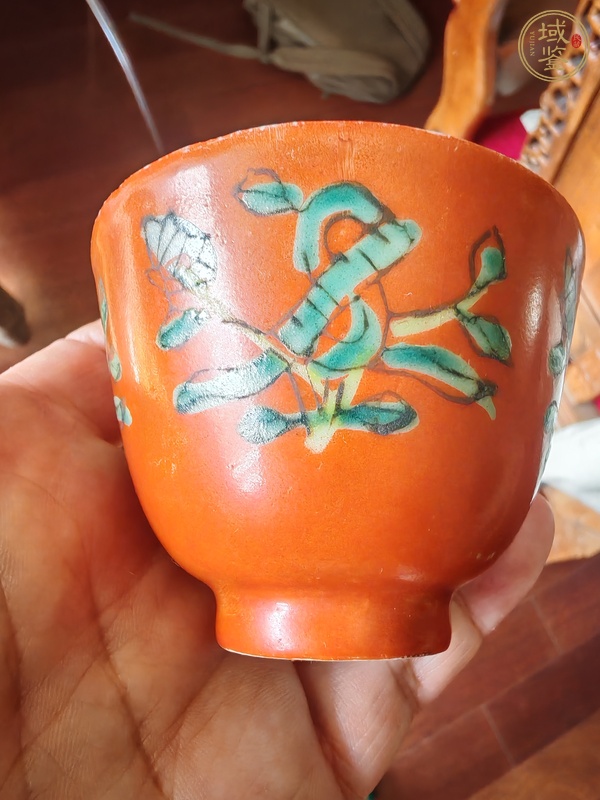 古玩陶瓷珊瑚紅釉杯真品鑒賞圖