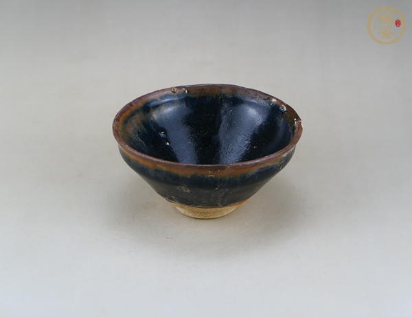 古玩陶瓷建窯黑釉茶盞真品鑒賞圖