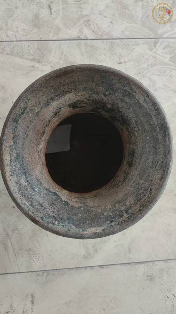 古玩陶瓷彩繪花卉紋撇口瓶真品鑒賞圖