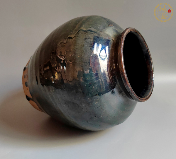古玩陶瓷窯變黑釉罐真品鑒賞圖