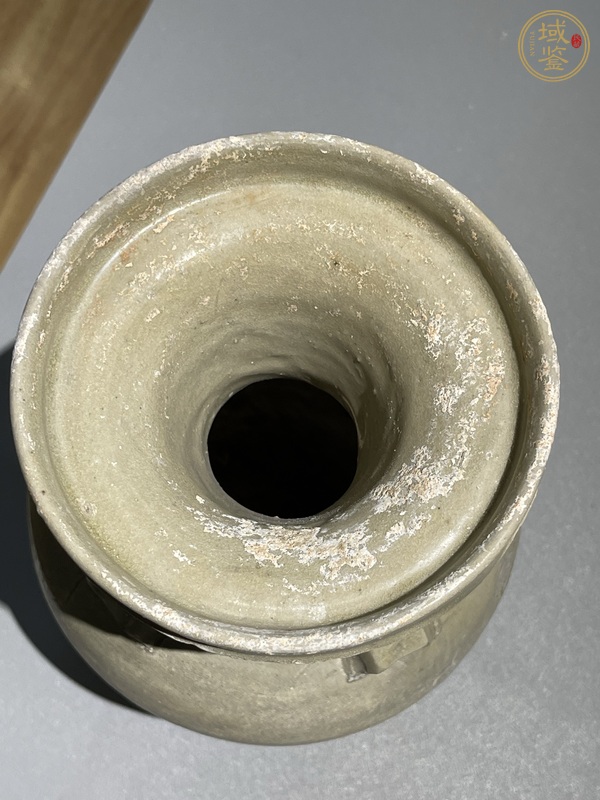 古玩陶瓷南北朝四系盤口瓶真品鑒賞圖