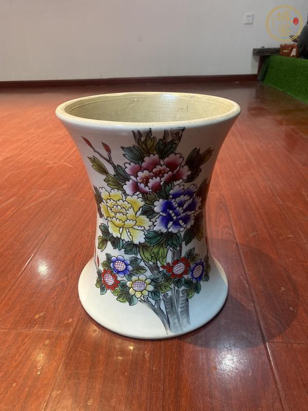 古玩陶瓷粉彩花卉紋花觚真品鑒賞圖