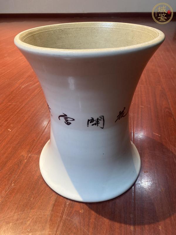 古玩陶瓷粉彩花卉紋花觚真品鑒賞圖