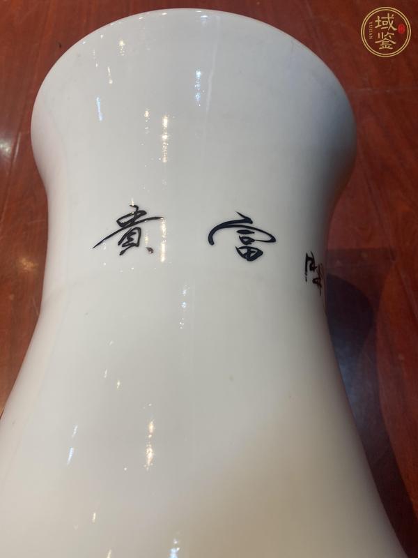 古玩陶瓷粉彩花卉紋花觚真品鑒賞圖