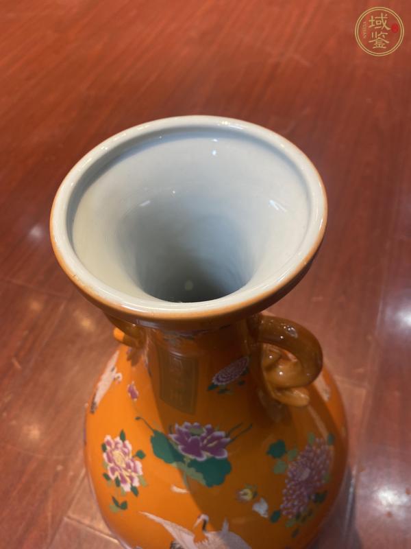 古玩陶瓷鶴紋粉彩瓶真品鑒賞圖