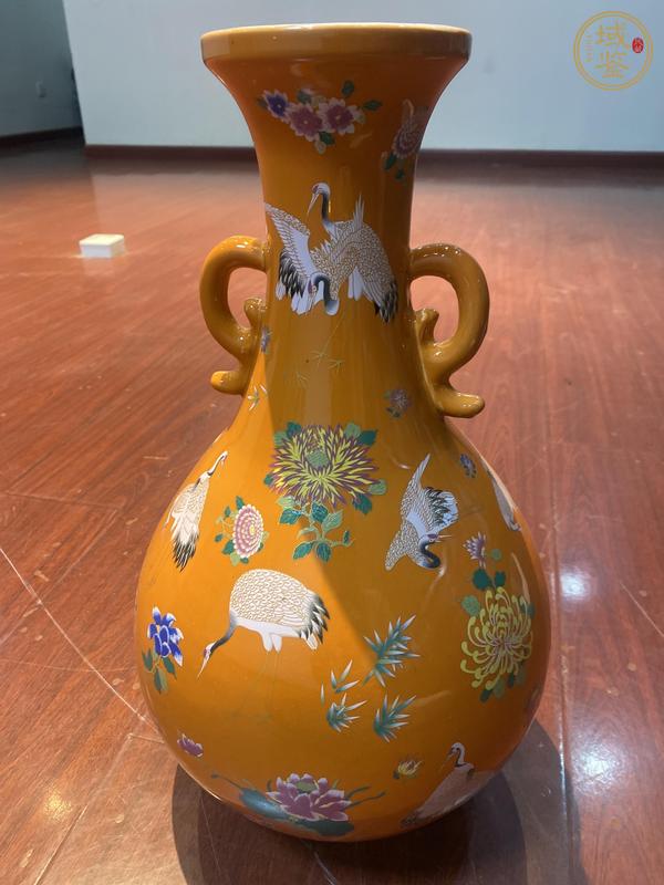 古玩陶瓷鶴紋粉彩瓶真品鑒賞圖