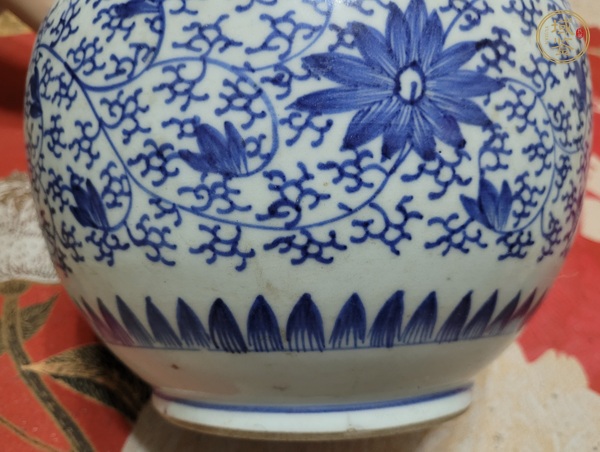 古玩陶瓷青花四系粥罐真品鑒賞圖