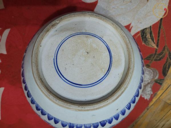 古玩陶瓷青花四系粥罐真品鑒賞圖