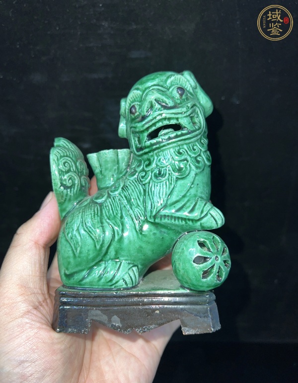 古玩陶瓷綠釉獅子瓷塑雕像真品鑒賞圖