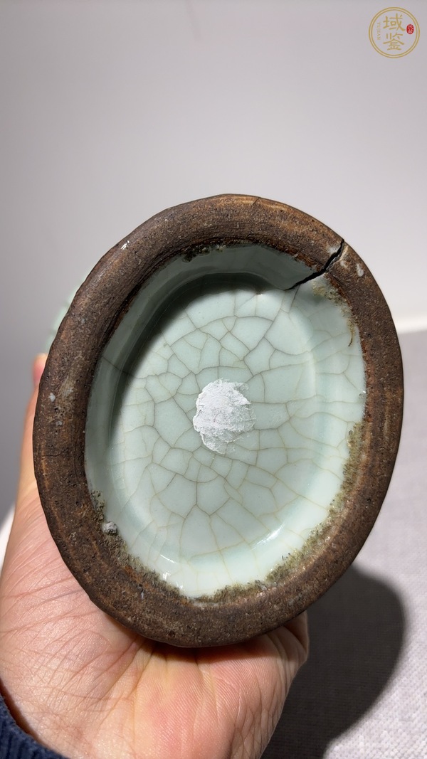 古玩哥窯瓶真品鑒賞圖
