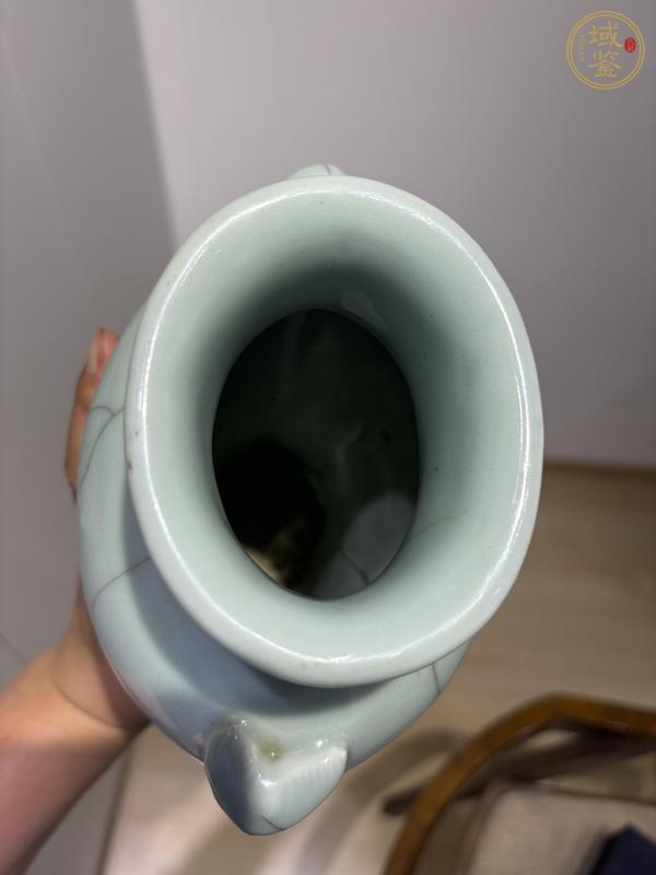 古玩陶瓷哥窯瓶真品鑒賞圖