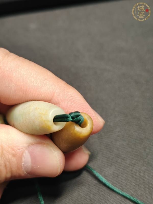 古玩玉器天然翡翠珠真品鑒賞圖