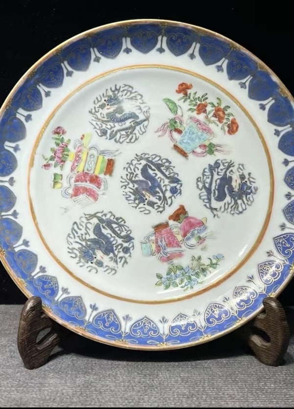 古玩陶瓷粉彩龍紋折腰盤拍賣，當前價格5500元