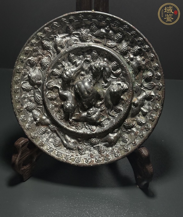 古玩銅器唐·海獸葡萄鏡真品鑒賞圖