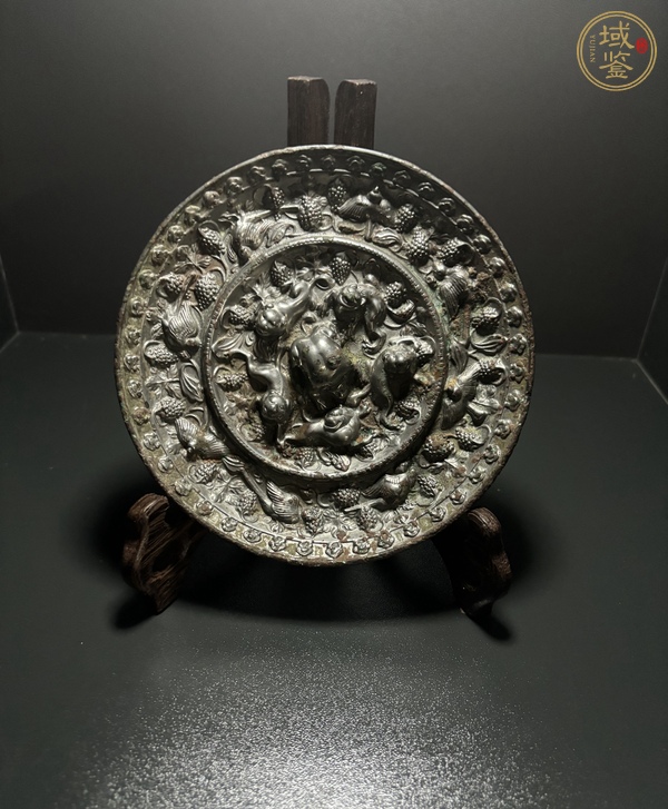 古玩銅器唐·海獸葡萄鏡真品鑒賞圖