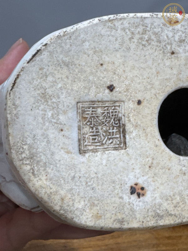 古玩陶瓷白釉羅漢造像真品鑒賞圖
