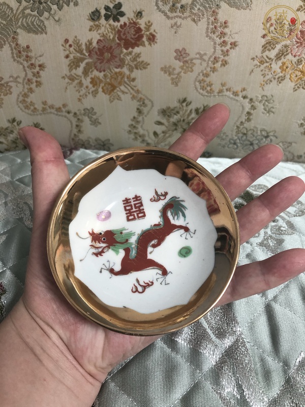 古玩陶瓷龍紋盤(pán)真品鑒賞圖