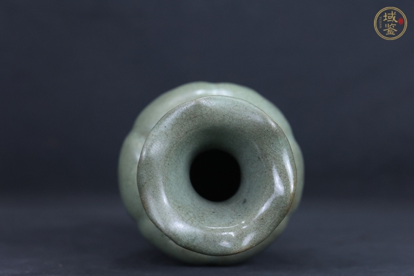 古玩陶瓷高麗青瓷花口瓶真品鑒賞圖