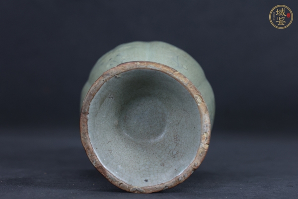 古玩高麗青瓷花口瓶真品鑒賞圖
