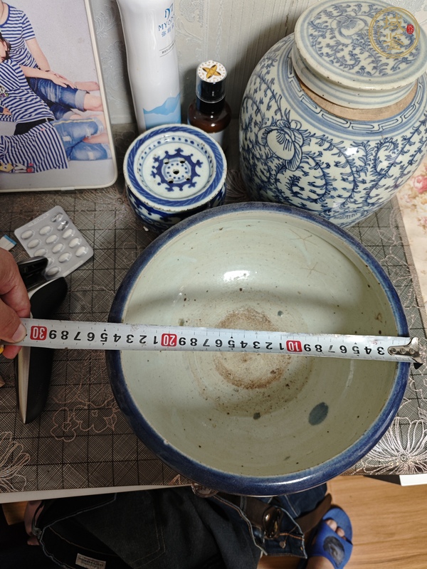 古玩陶瓷祭藍釉香爐真品鑒賞圖