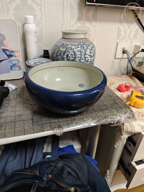 古玩陶瓷祭藍釉香爐真品鑒賞圖