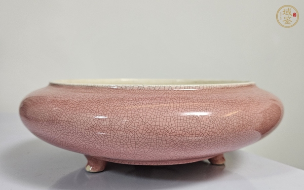 古玩陶瓷紅哥釉三足爐真品鑒賞圖