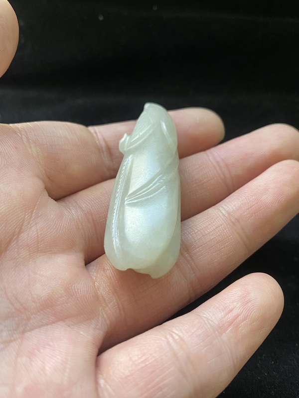 古玩玉器清代和田白玉雕“瓜果墜”拍賣,當前價格2800元