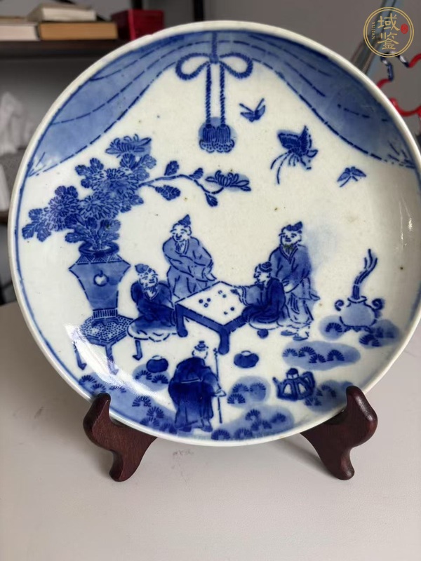 古玩陶瓷人物紋青花盤真品鑒賞圖