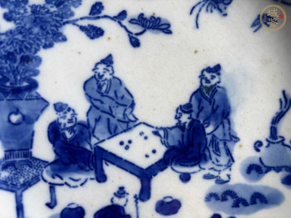 古玩陶瓷人物紋青花盤真品鑒賞圖