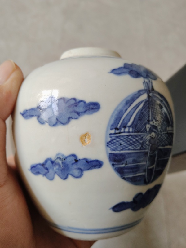 古玩陶瓷清中期團(tuán)鶴青花罐拍賣，當(dāng)前價(jià)格2200元