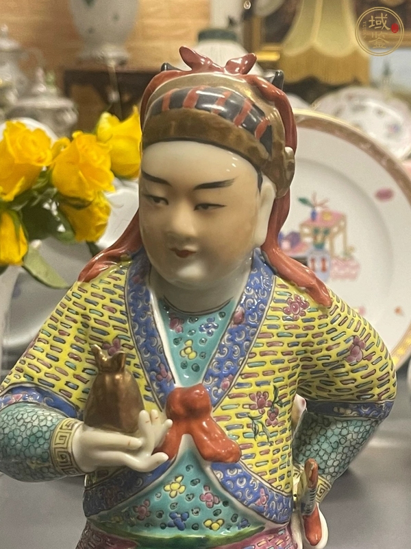 古玩陶瓷人物塑像真品鑒賞圖