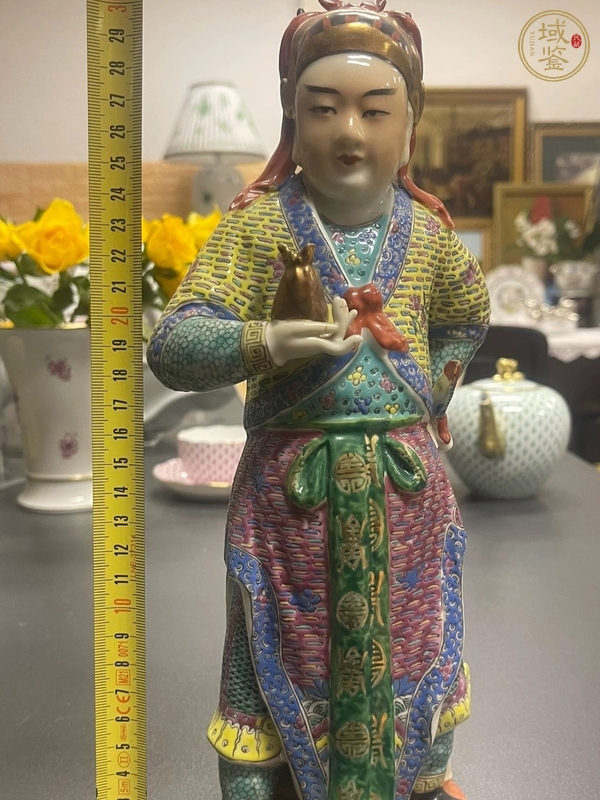 古玩陶瓷人物塑像真品鑒賞圖