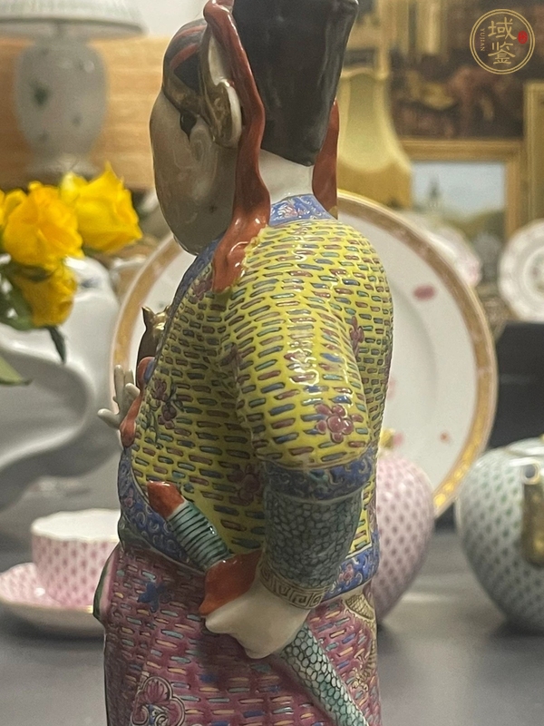 古玩陶瓷人物塑像真品鑒賞圖