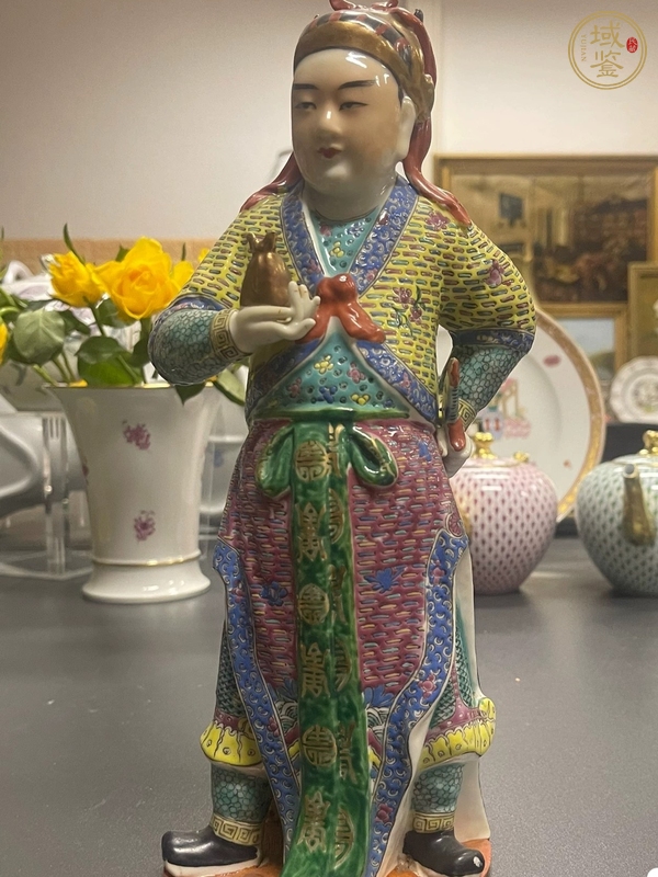 古玩陶瓷人物塑像真品鑒賞圖