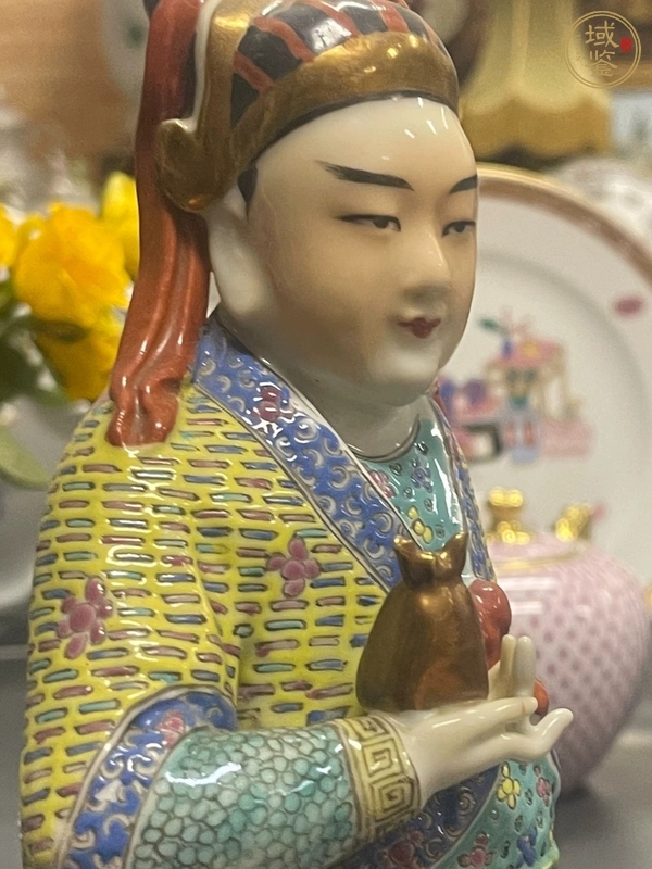 古玩陶瓷人物塑像真品鑒賞圖