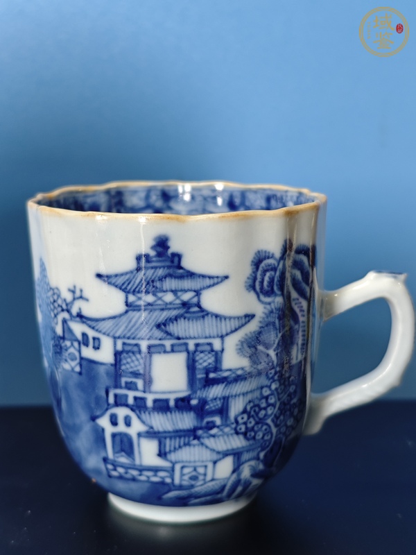 古玩陶瓷青花山水樓閣通景紋杯碟一套真品鑒賞圖