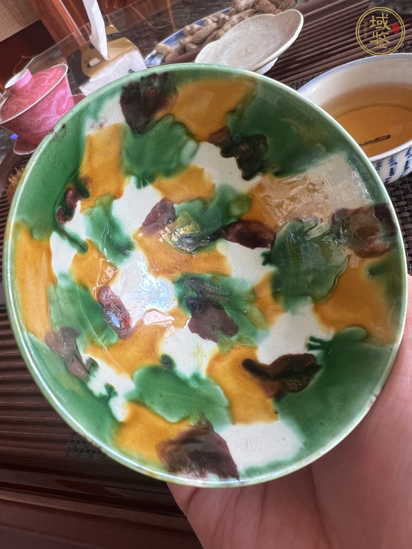 古玩陶瓷虎皮三彩杯真品鑒賞圖