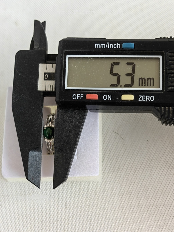古玩玉器天然翡翠鑲嵌戒指拍賣，當前價格298元