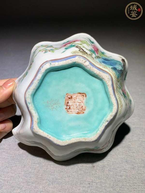 古玩陶瓷花鳥紋粉彩花口碗真品鑒賞圖