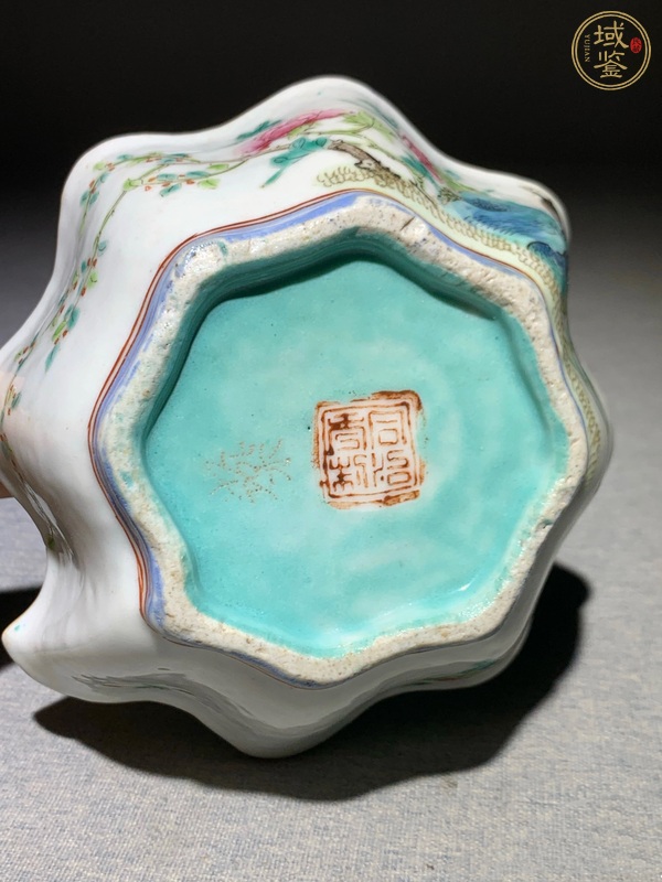 古玩陶瓷花鳥紋粉彩花口碗真品鑒賞圖