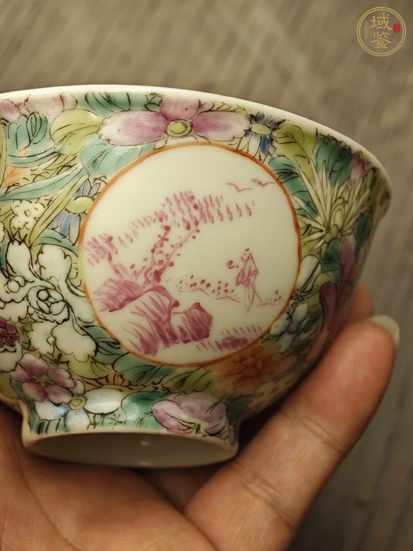 古玩陶瓷粉彩百花開窗胭脂山水紋茶圓真品鑒賞圖