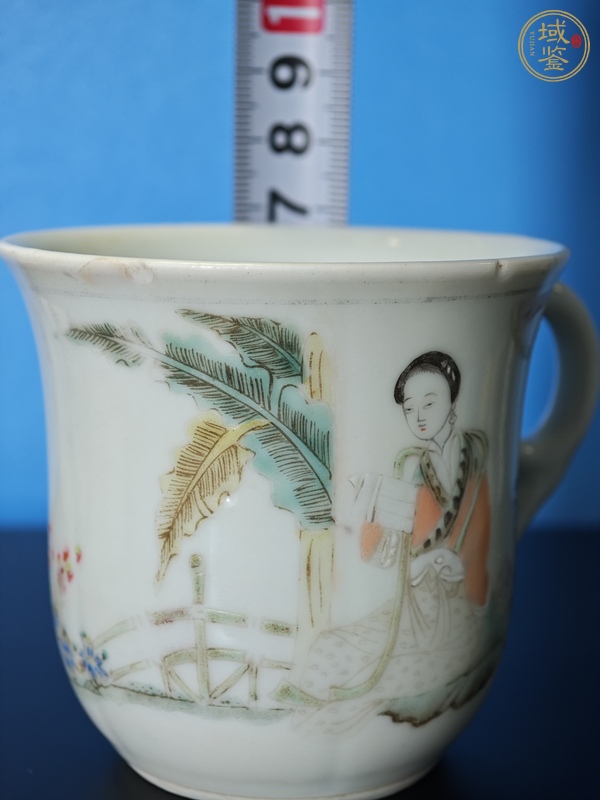 古玩陶瓷淺絳人物把杯真品鑒賞圖