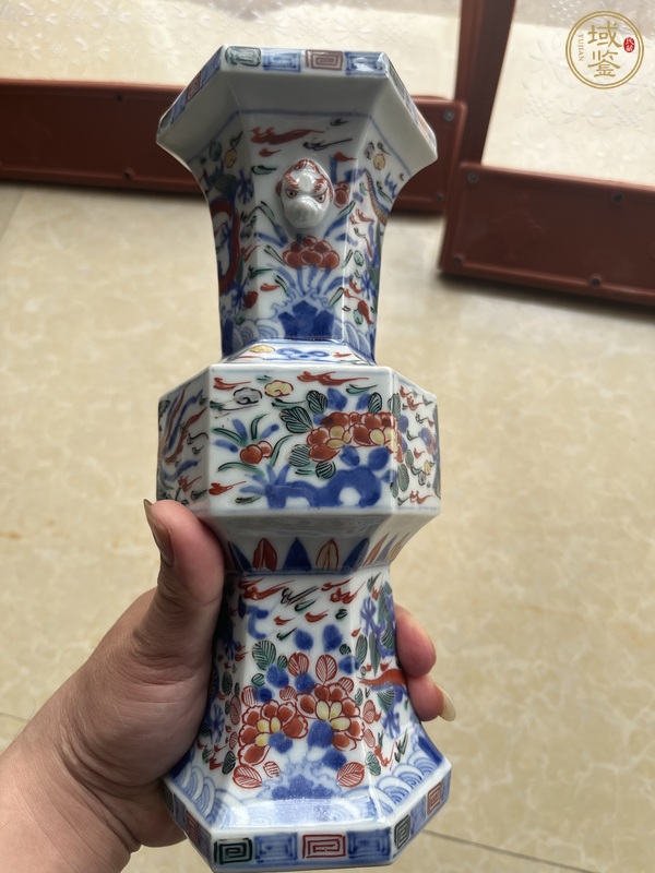 古玩陶瓷青花五彩龍鳳紋花觚真品鑒賞圖
